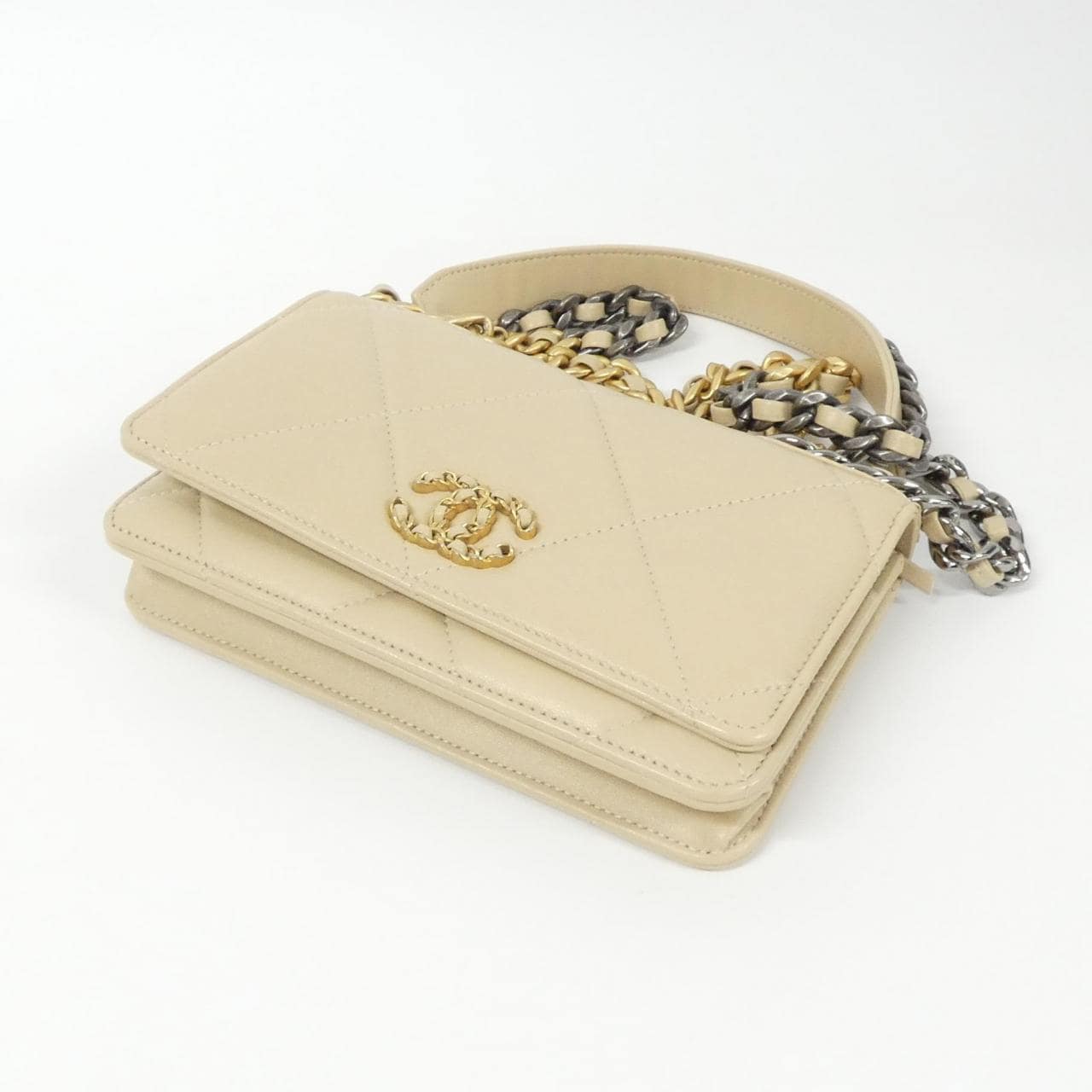 CHANEL Chanel 19 AP0957 Wallet Lambskin 3