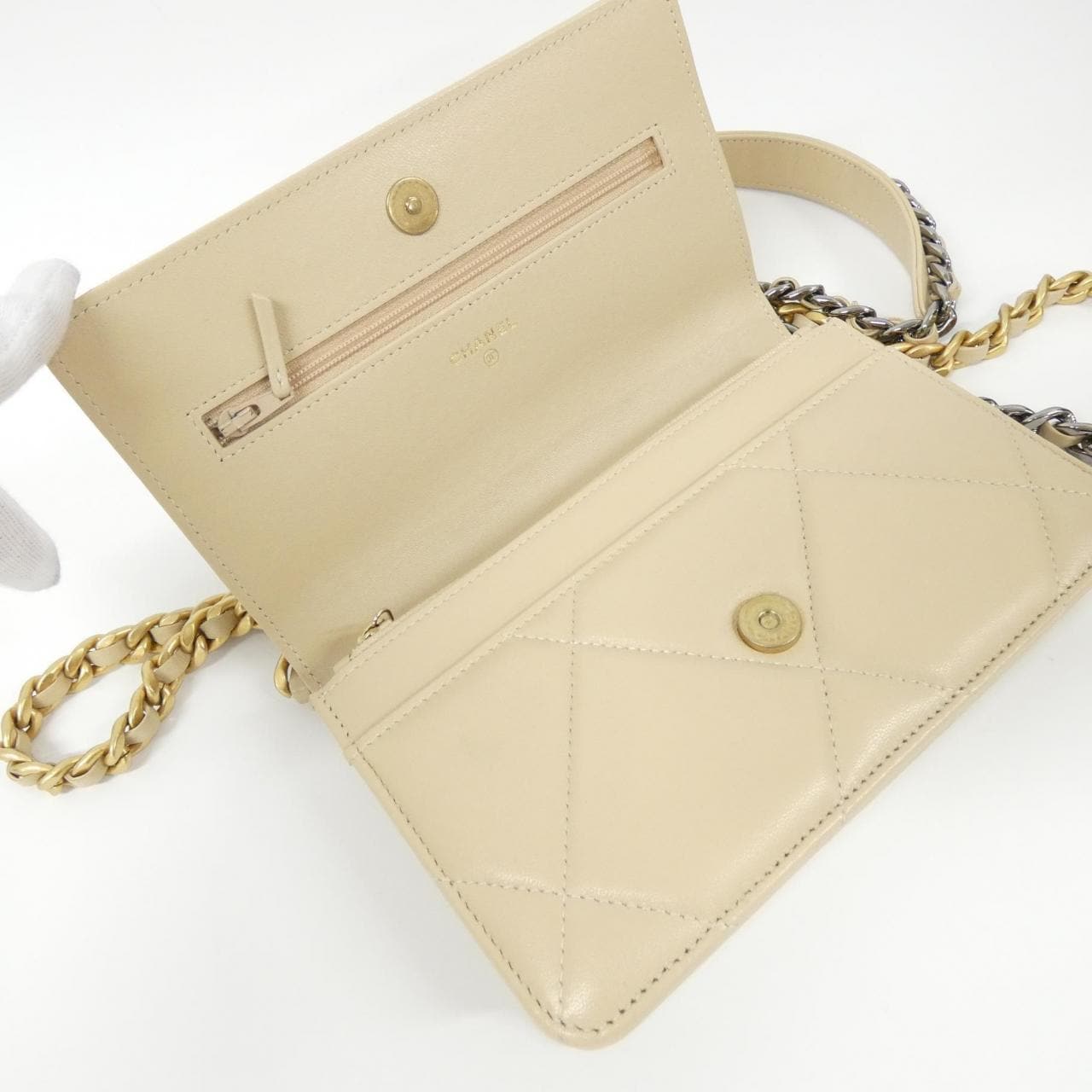 CHANEL Chanel 19 AP0957 Wallet Lambskin 5