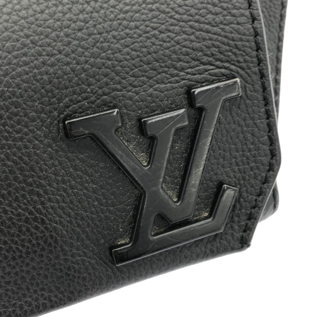 LOUIS VUITTON M57081 肩背包 羊皮 4