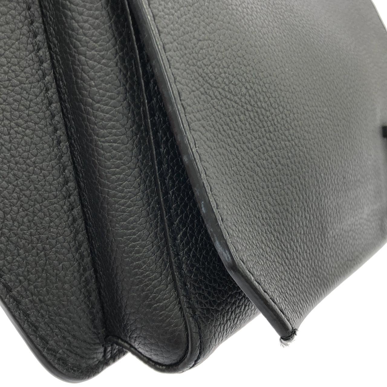 LOUIS VUITTON M57081 肩背包 羊皮 5
