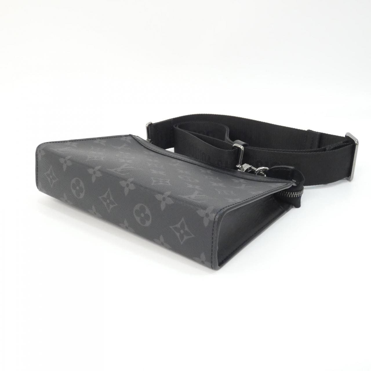 LOUIS VUITTON Eclipse M81124 Shoulder Monogram 2