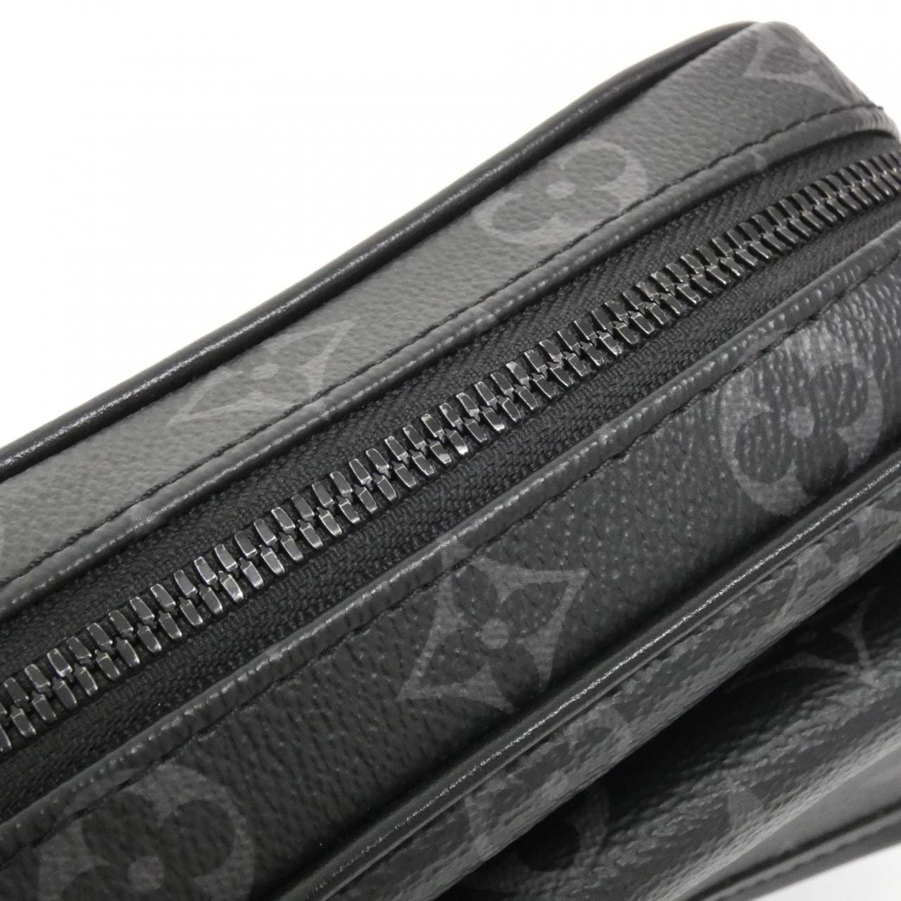 LOUIS VUITTON Eclipse M12518 肩背包 Monogram 4