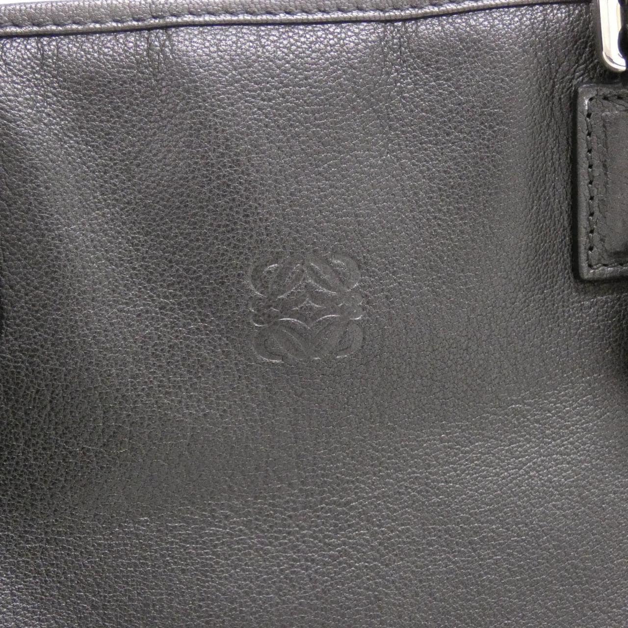 LOEWE 318 70 C86 手提包 4