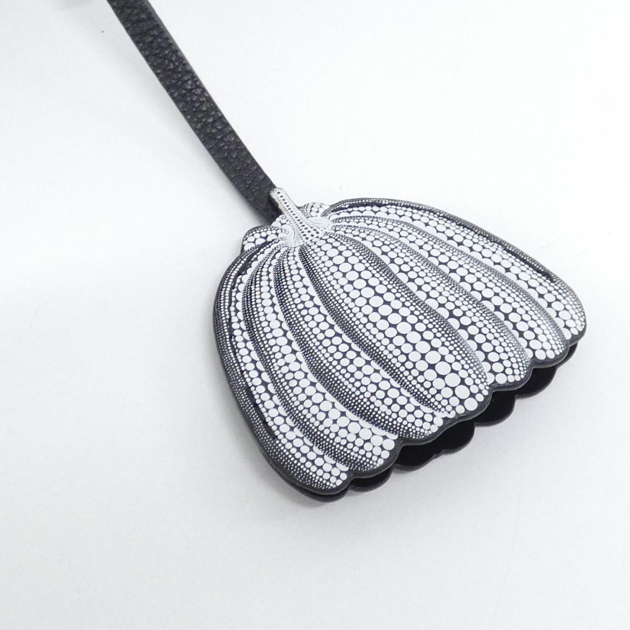 LOUIS VUITTON M21753 Shoulder Monogram 5