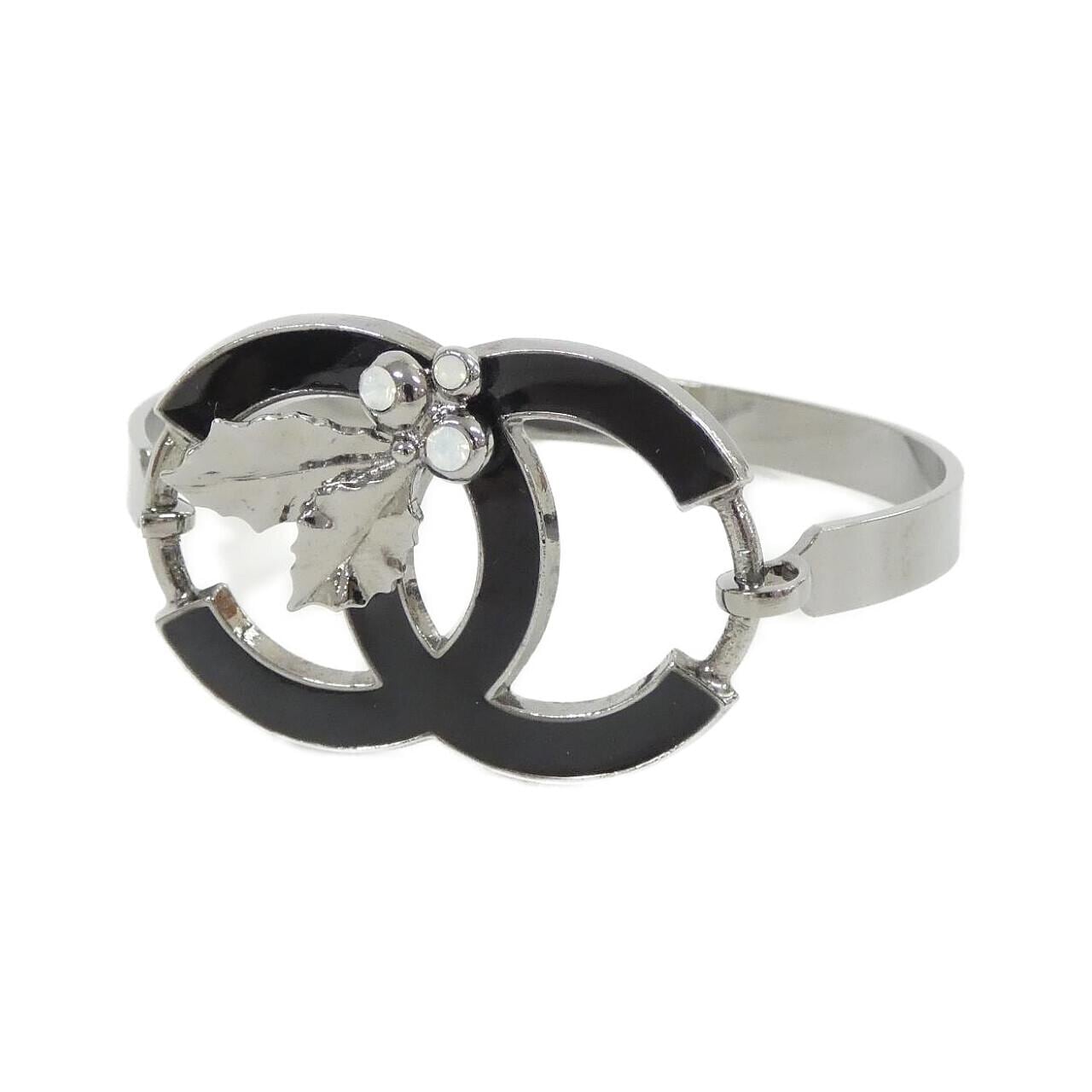 CHANEL Accessories