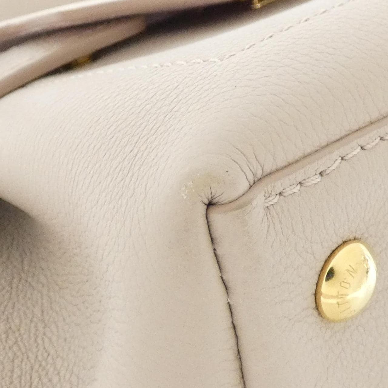 LOUIS VUITTON M21052 Handbag 3