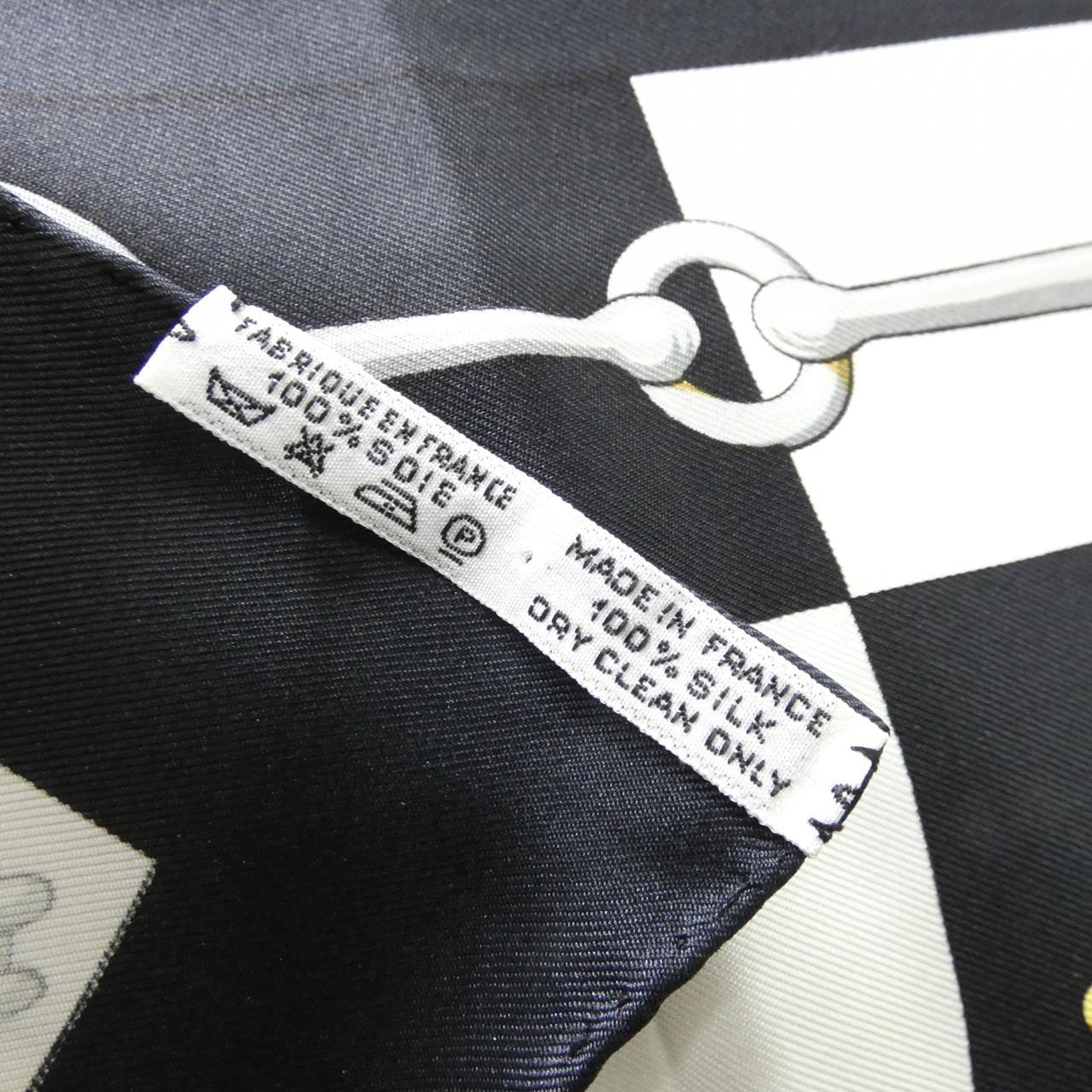 HERMES Scarf 3