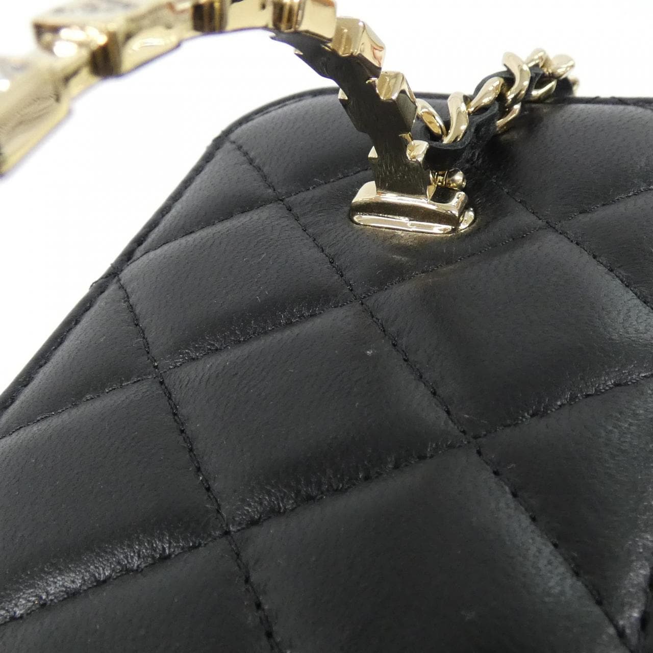 CHANEL Chanel 19 AP3799 Handbag Lambskin 5