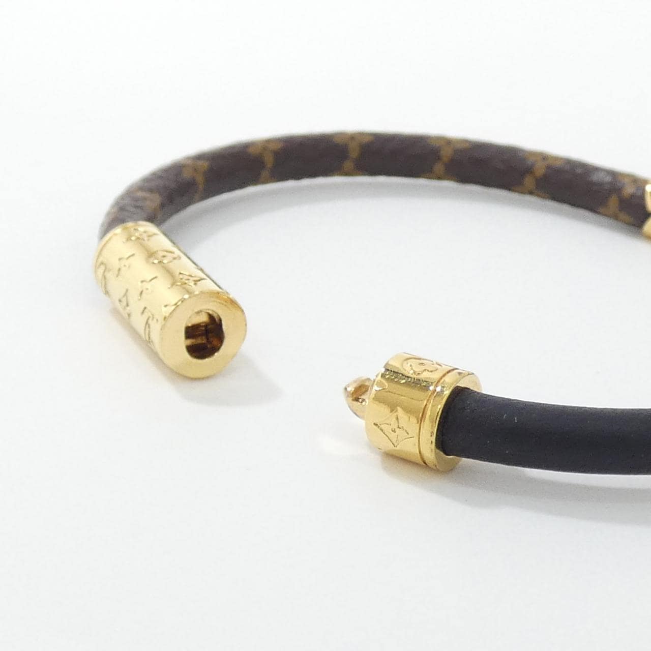 LOUIS VUITTON M6431F Monogram 3