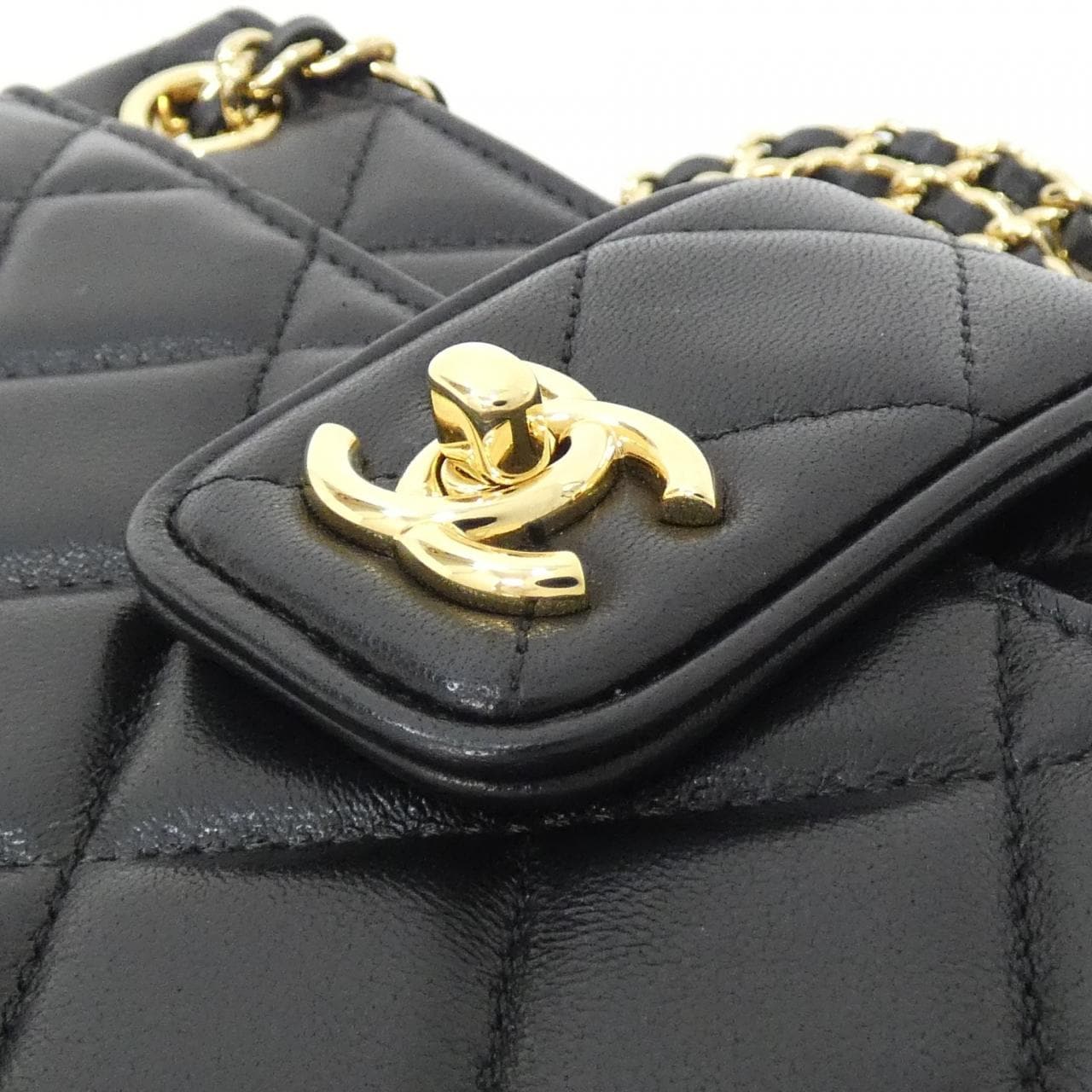 CHANEL 銀包 羊皮 4