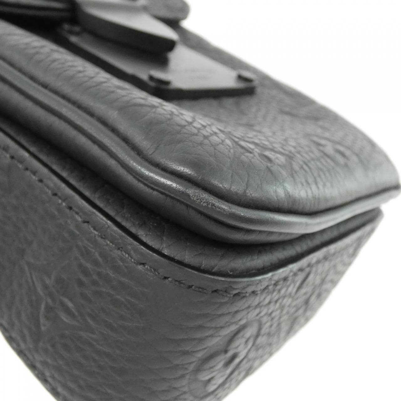 LOUIS VUITTON M81524 Shoulder Monogram 3