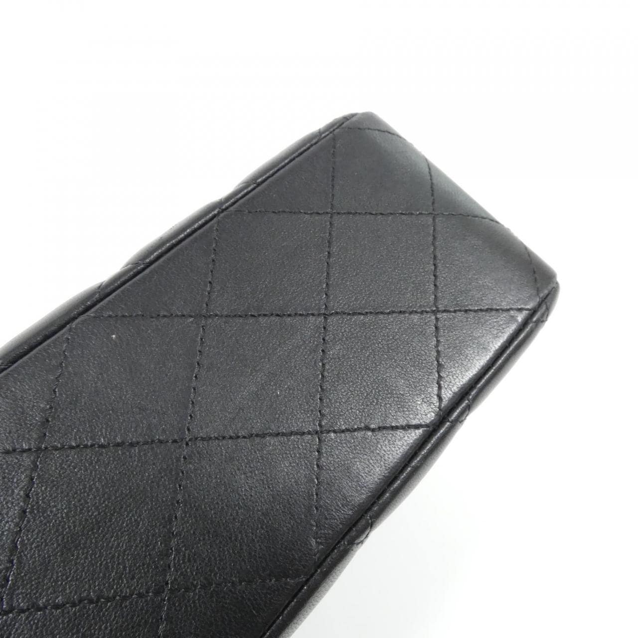 CHANEL Matelasse 1112 Shoulder Lambskin 3