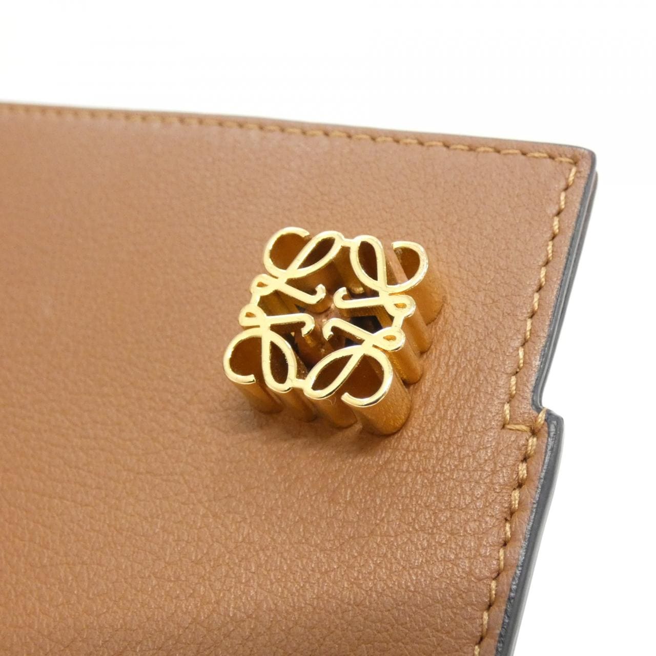 LOEWE C630R12X01 Shoulder 4