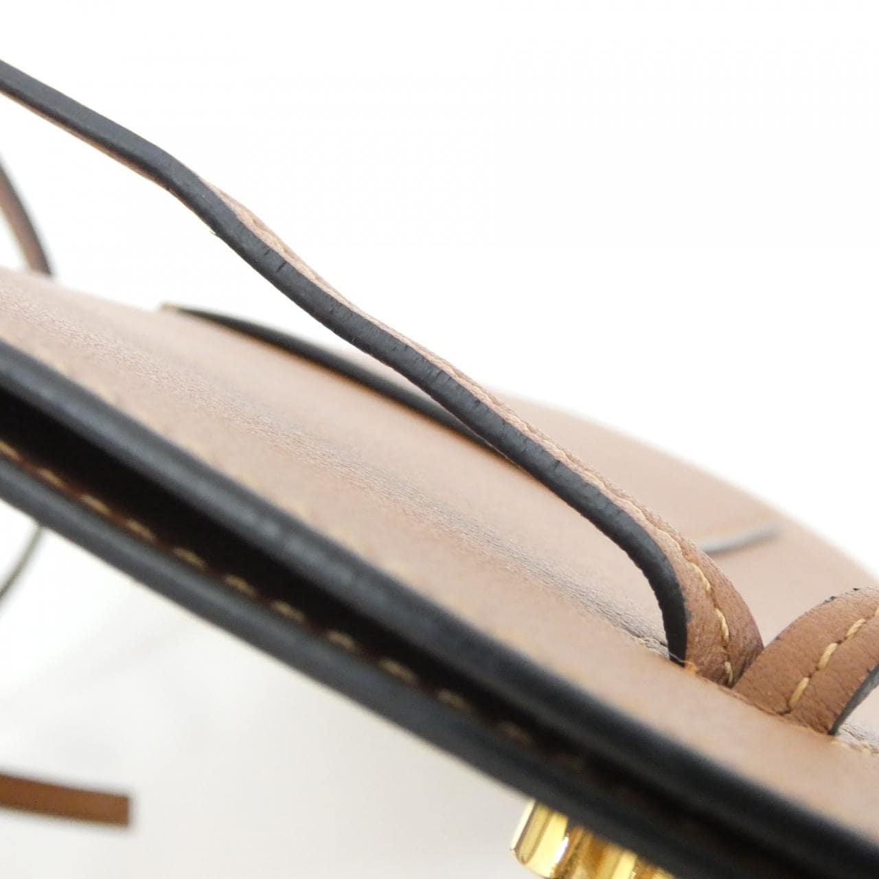 LOEWE C630R12X01 Shoulder 5