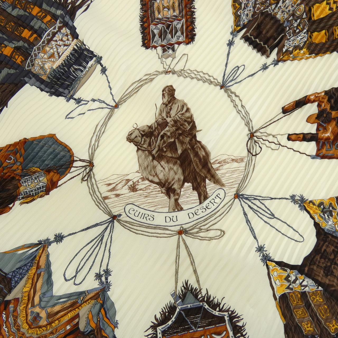 HERMES Scarf 3