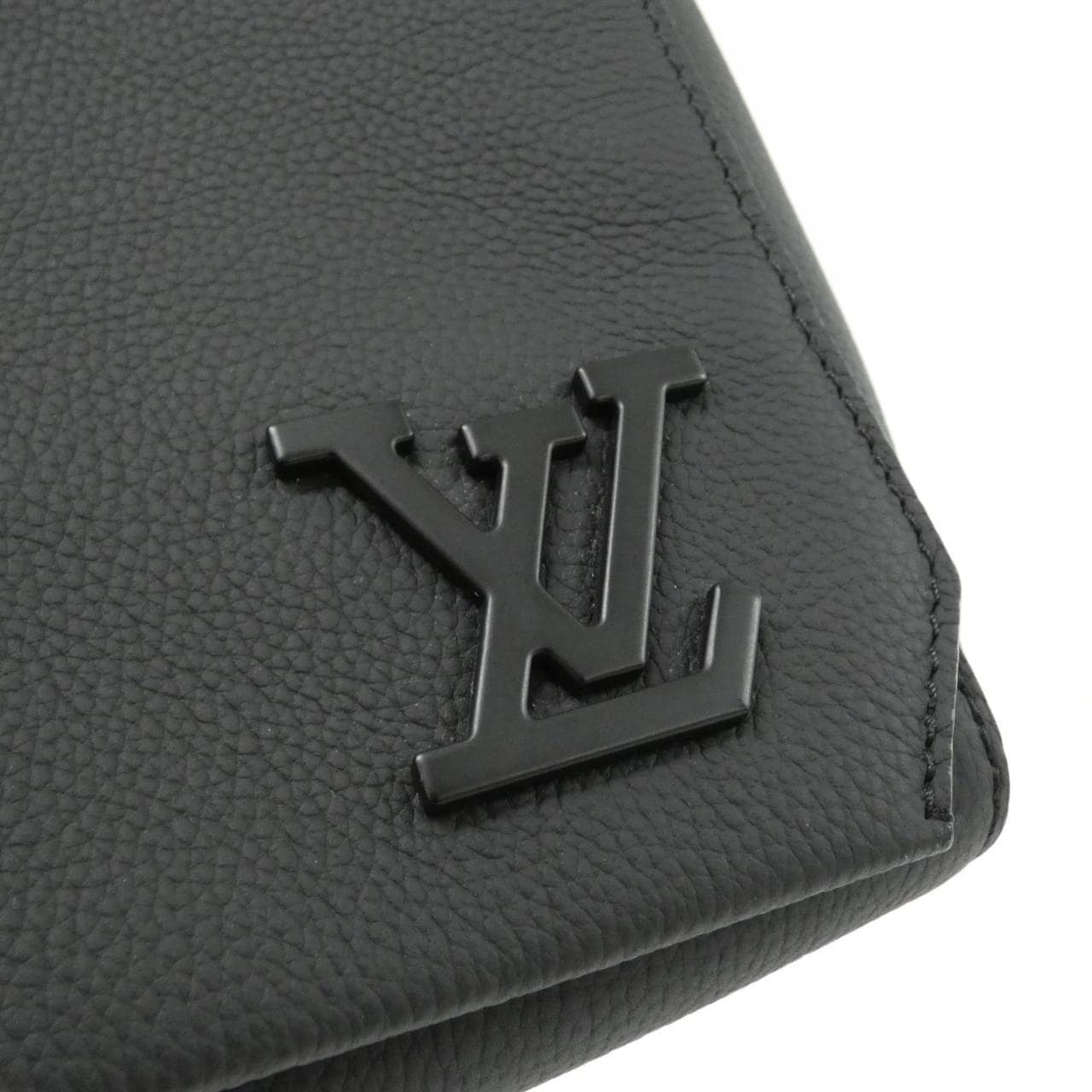 LOUIS VUITTON M57080 Shoulder Lambskin 4