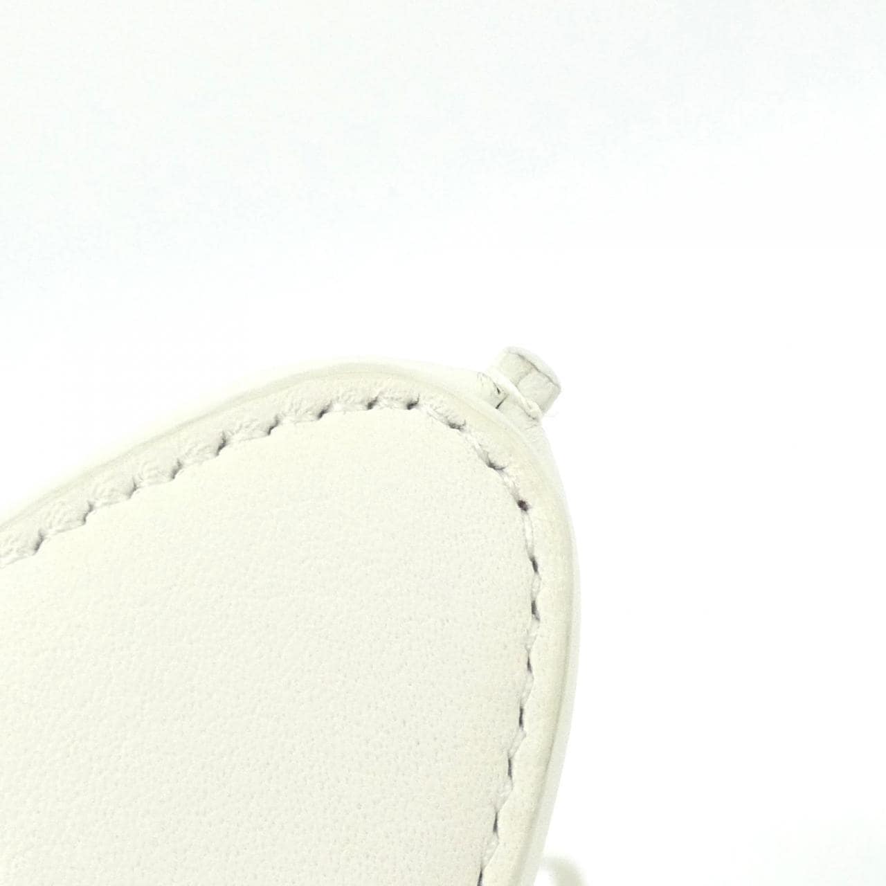LOEWE C630R12X01 Shoulder 3