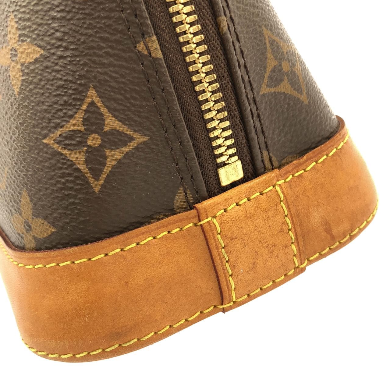 LOUIS VUITTON Alma M53152 Handbag Monogram 3