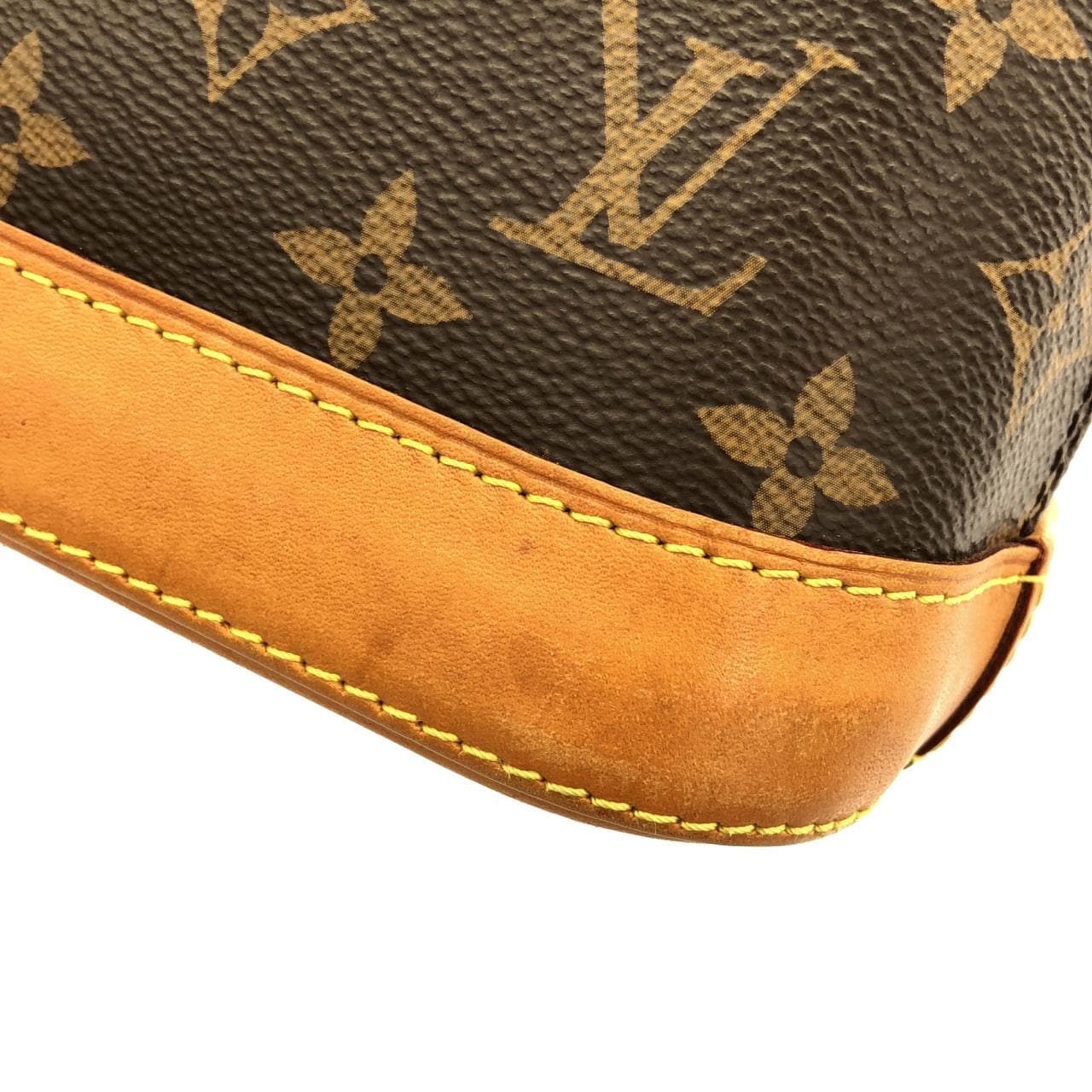 LOUIS VUITTON Alma M53152 Handbag Monogram 5