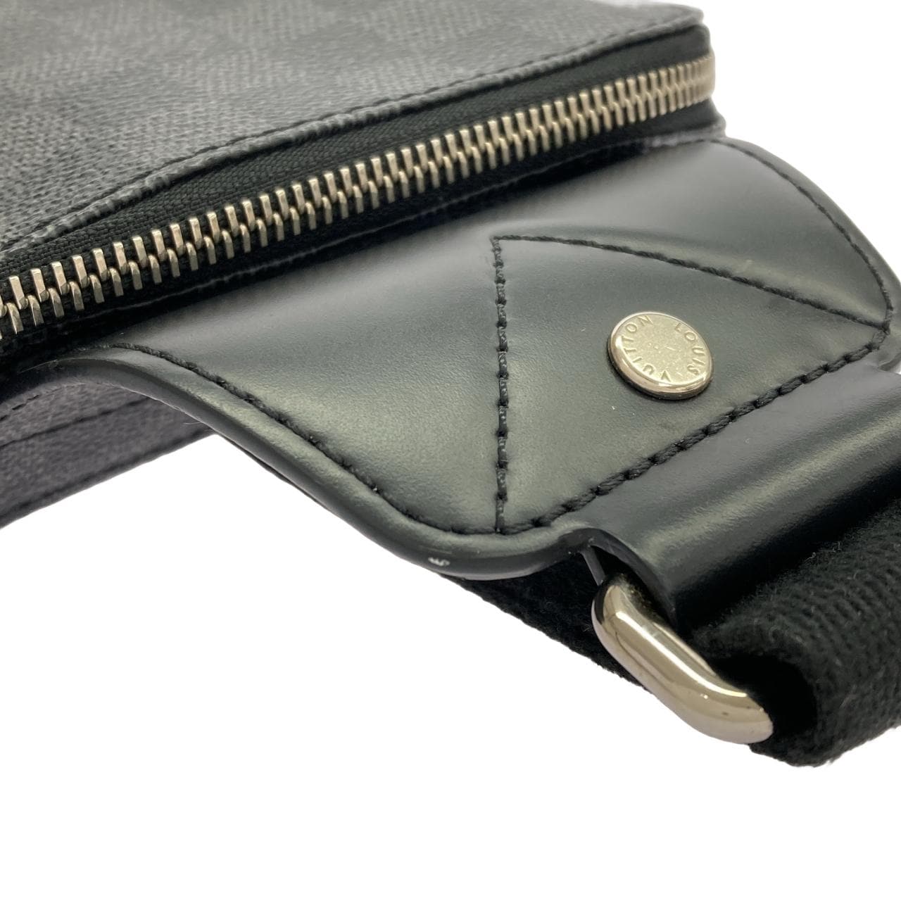 LOUIS VUITTON Avenue N41719 肩背包 Damier 5