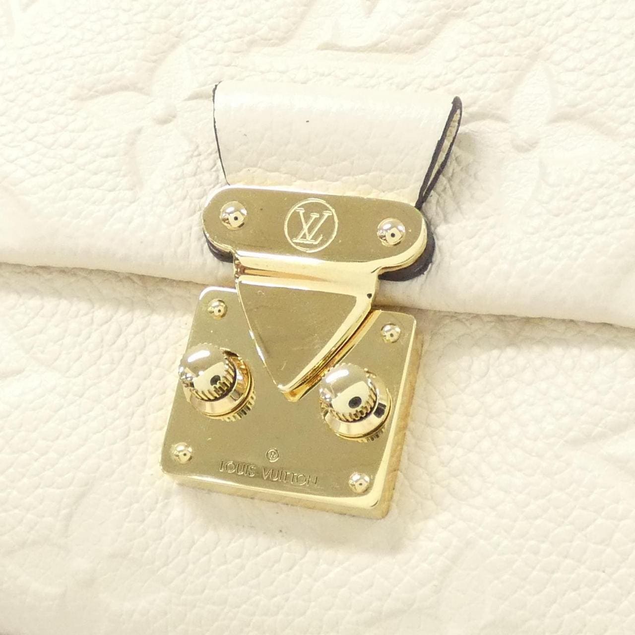 LOUIS VUITTON M81071 銀包 Monogram 4