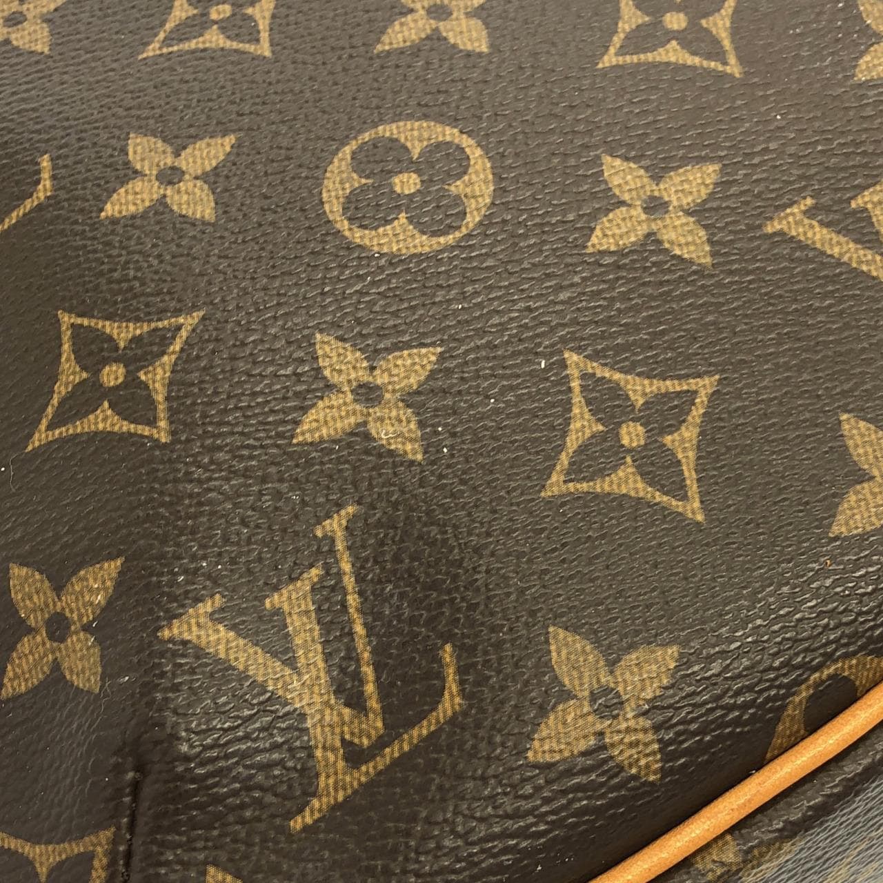 LOUIS VUITTON Odéon M56390 肩背包 Monogram 4