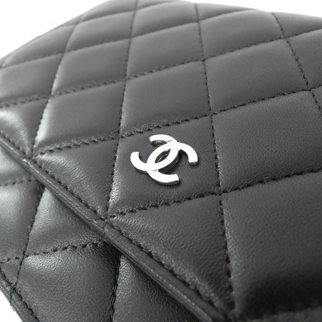 CHANEL Timeless Classic AP0250 Wallet Lambskin 5