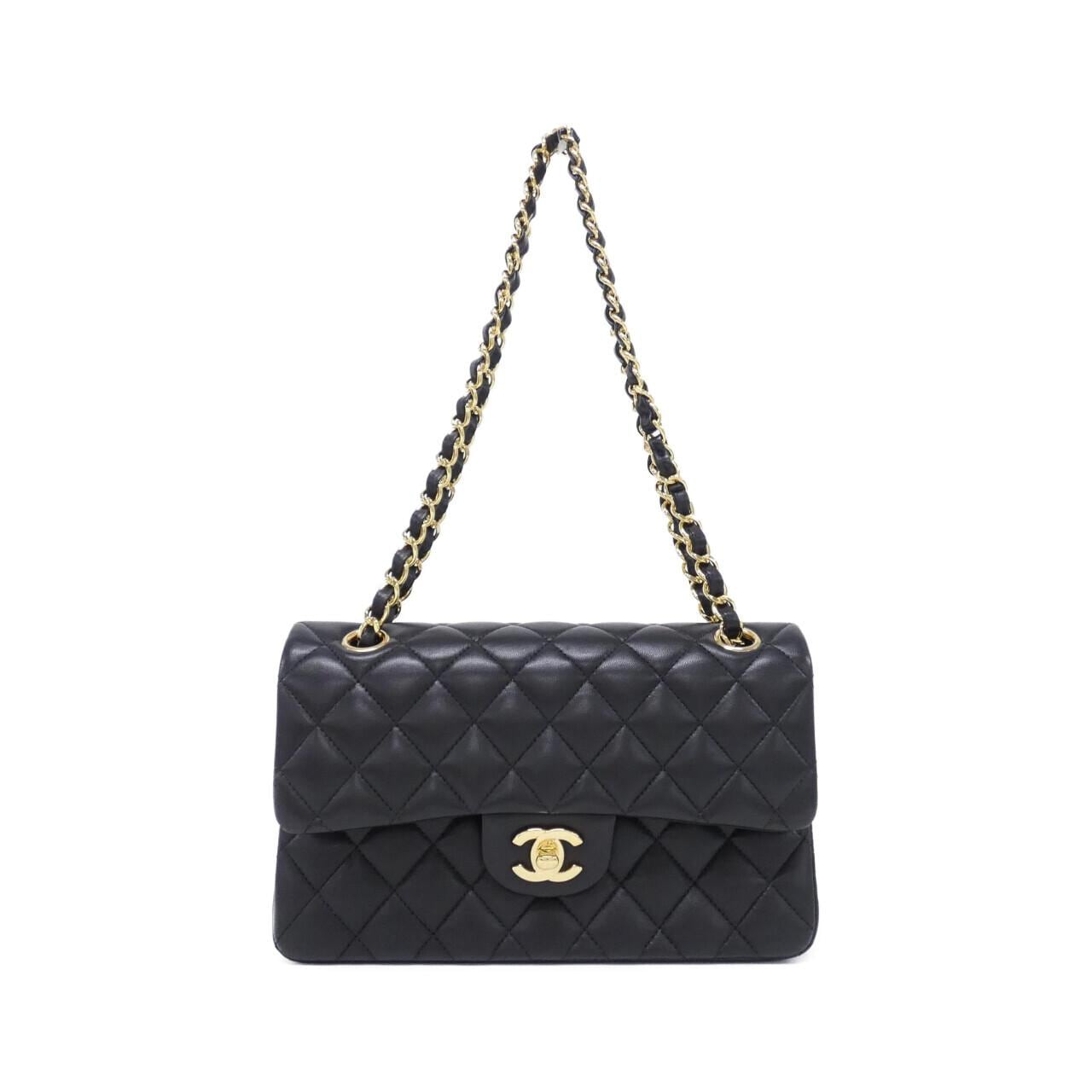 CHANEL Matelasse 1113 Shoulder Lambskin