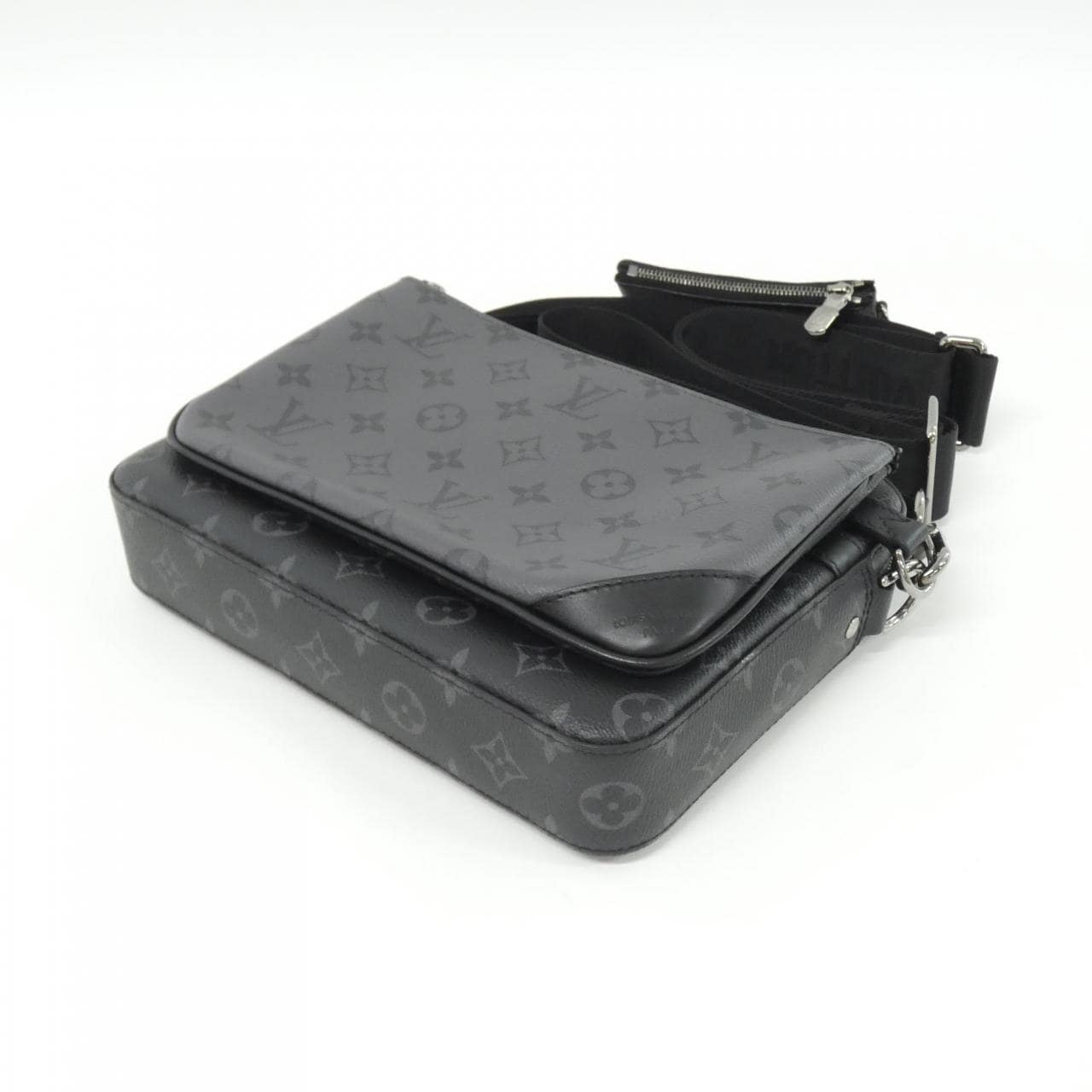 LOUIS VUITTON Eclipse M69443 Shoulder Monogram 3
