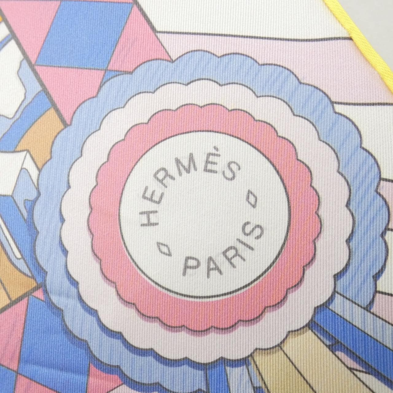 HERMES Scarf 3