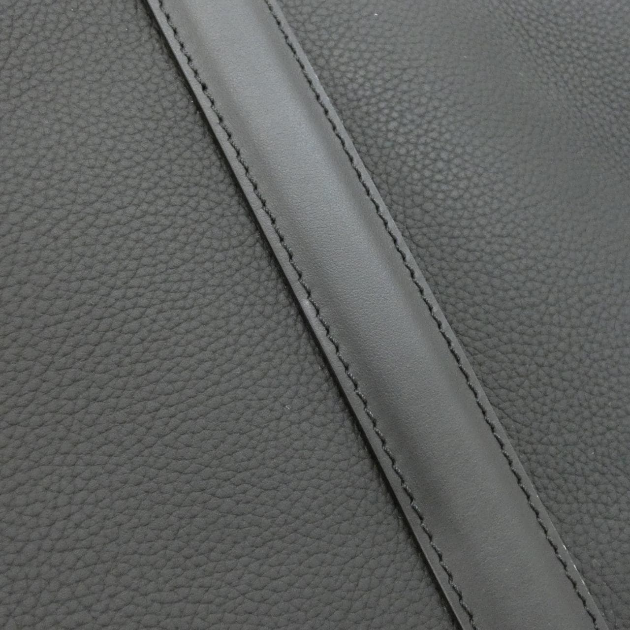 LOUIS VUITTON Keepall M21420 Boston Lambskin 5