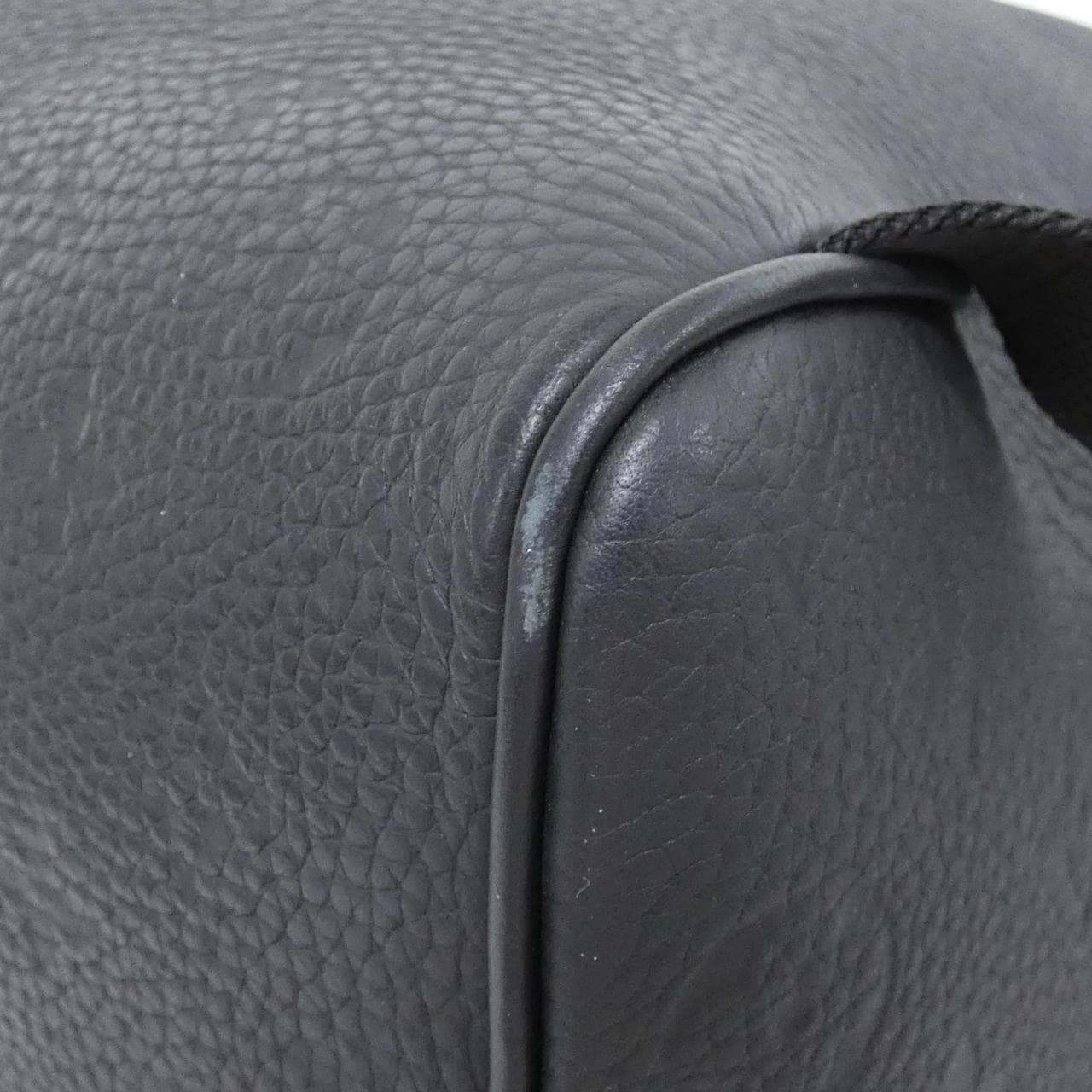 LOUIS VUITTON Montsouris M23127 背包 Monogram 3