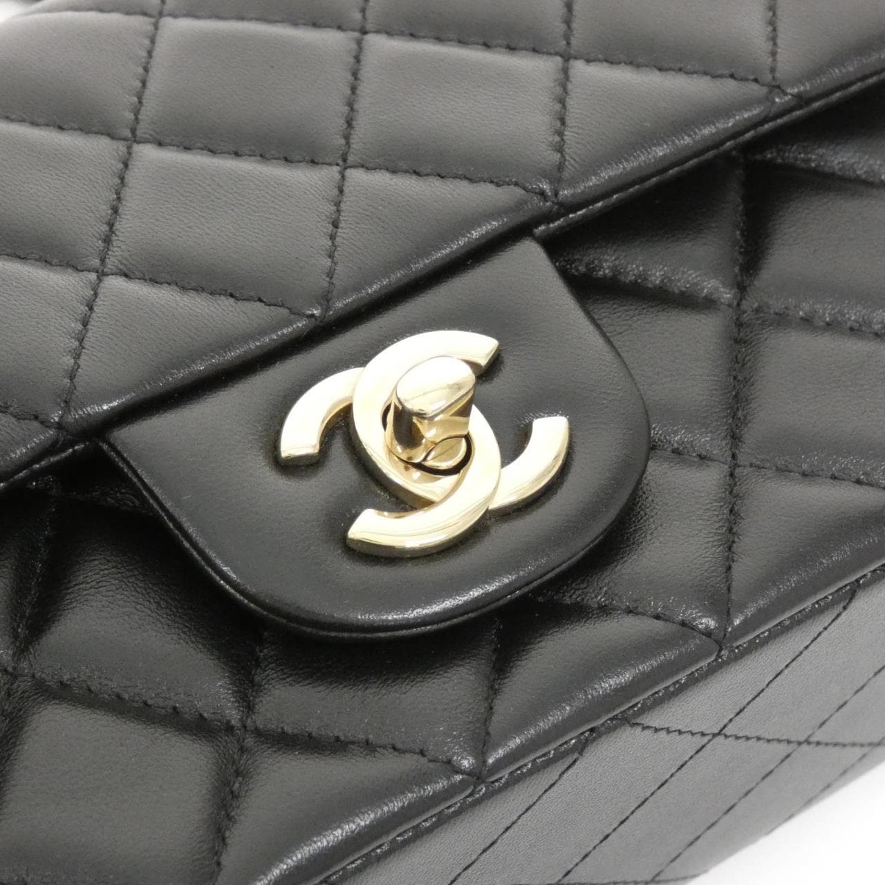 CHANEL Boy Chanel 69900 Shoulder Lambskin 5