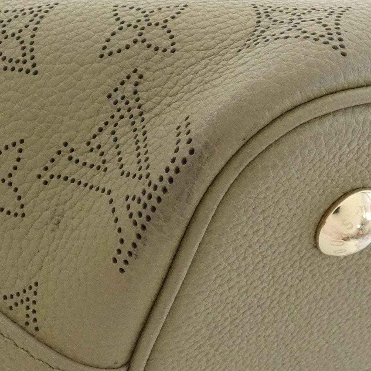 LOUIS VUITTON Mahina 手提包 3