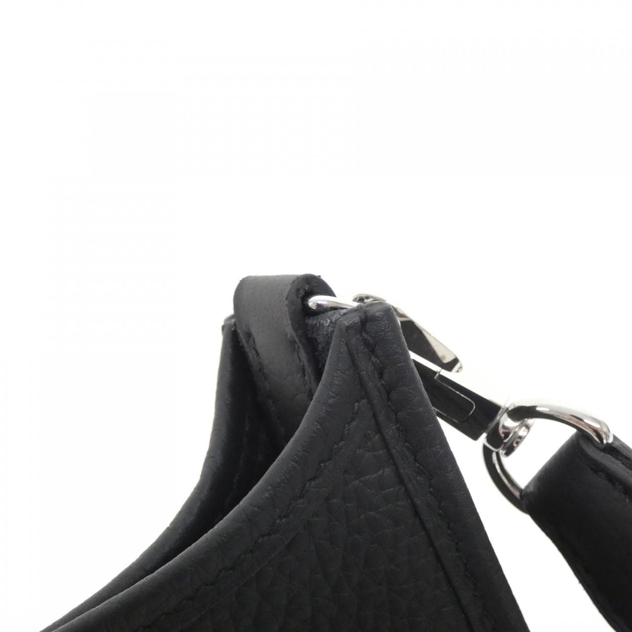 HERMES Evelyne 069426CK 肩背包 Clemence 4