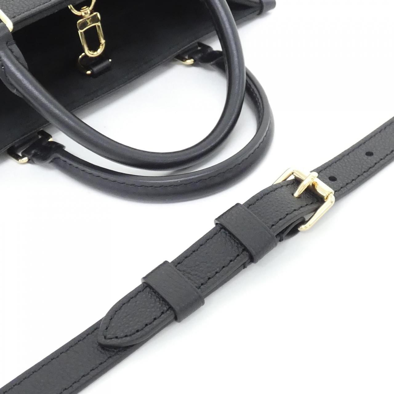 LOUIS VUITTON OnTheGo M45653 Handbag Monogram 3