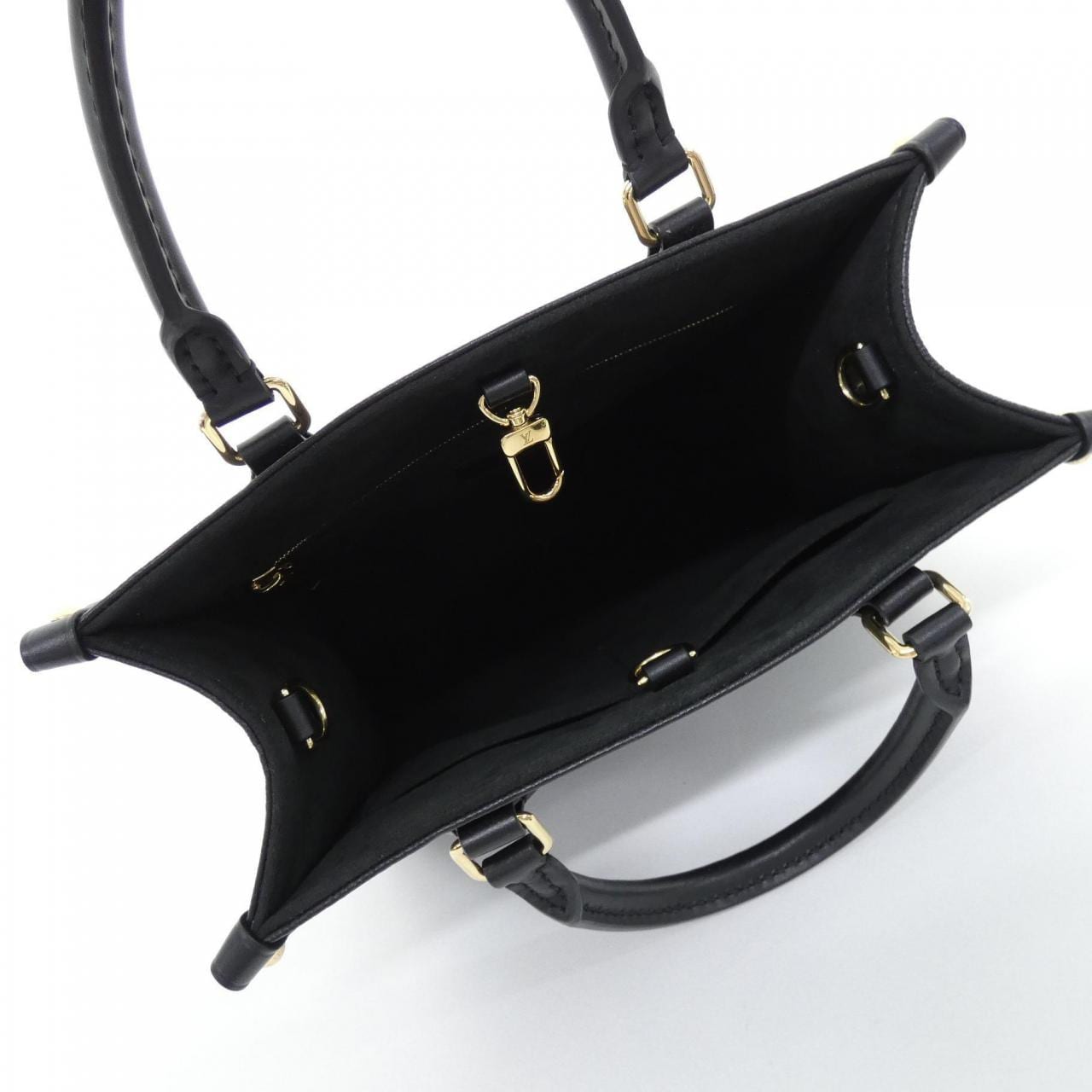 LOUIS VUITTON OnTheGo M45653 Handbag Monogram 4
