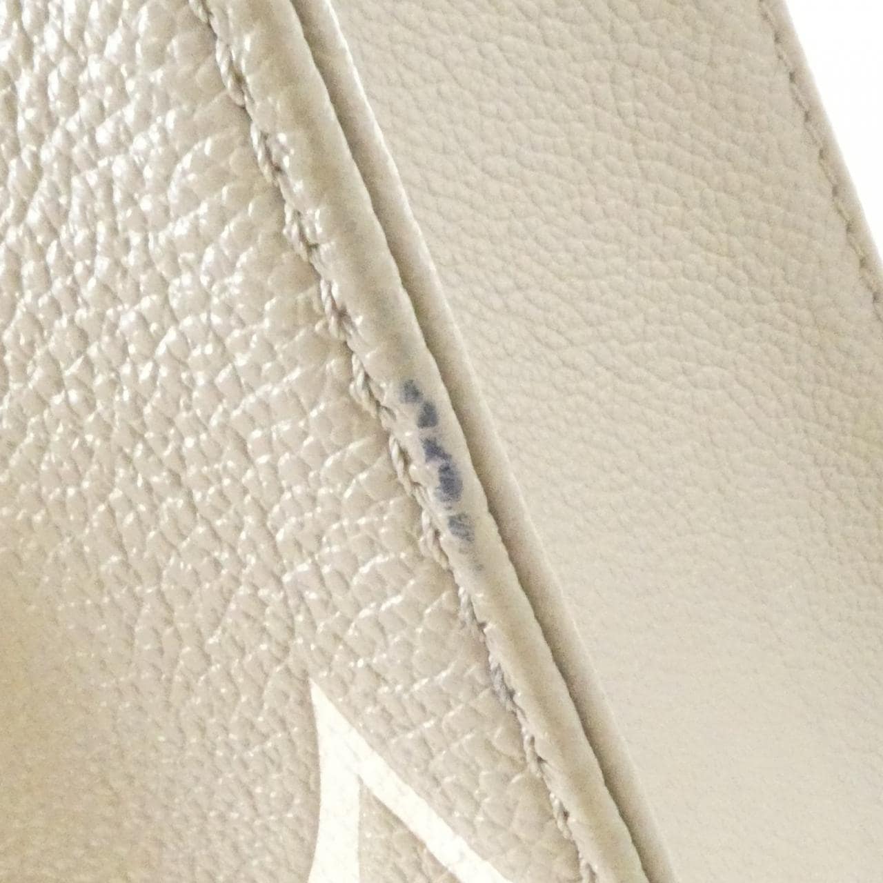 LOUIS VUITTON OnTheGo M45779 Handbag Monogram 3