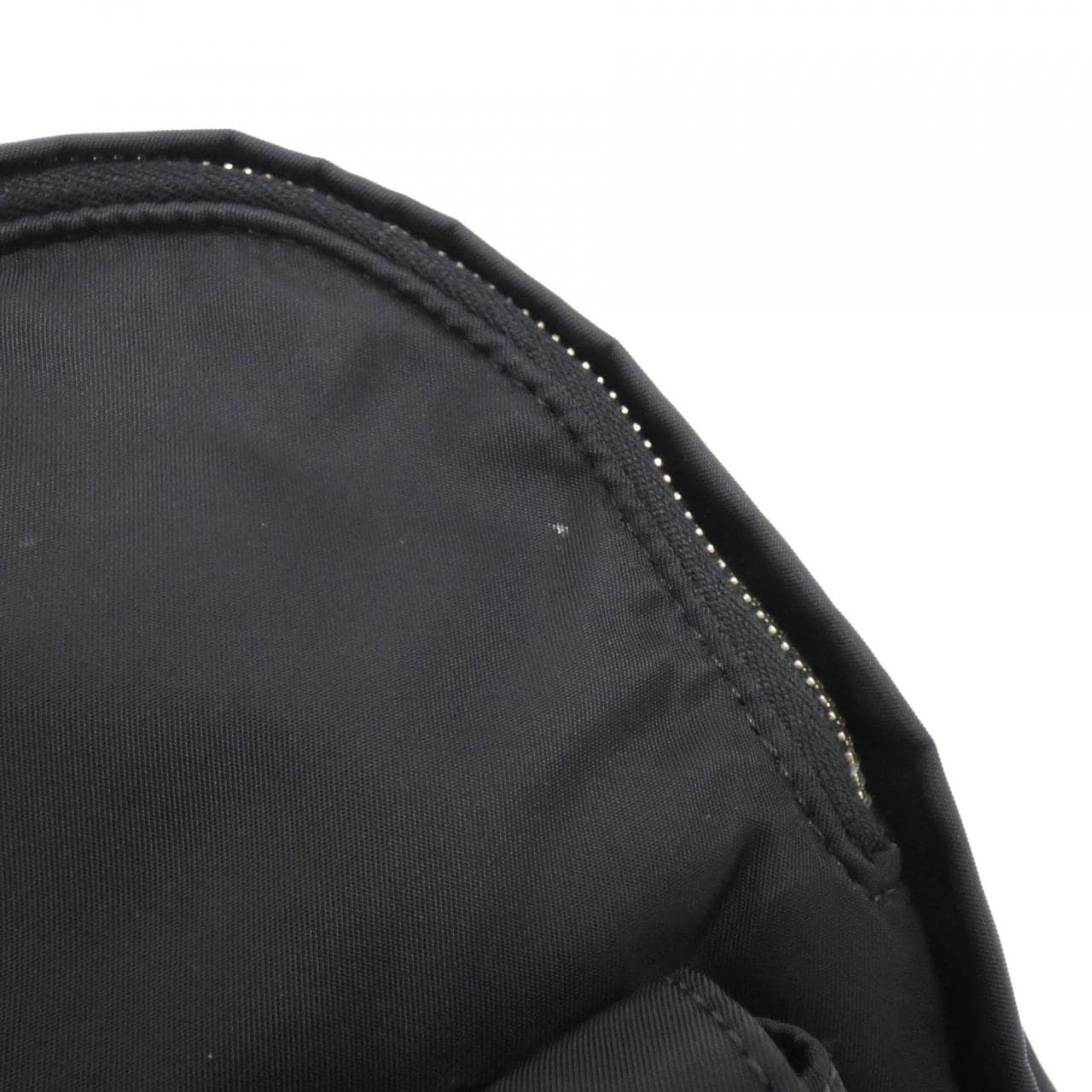 FENDI 8BZ048 A94G 背包 尼龍 4