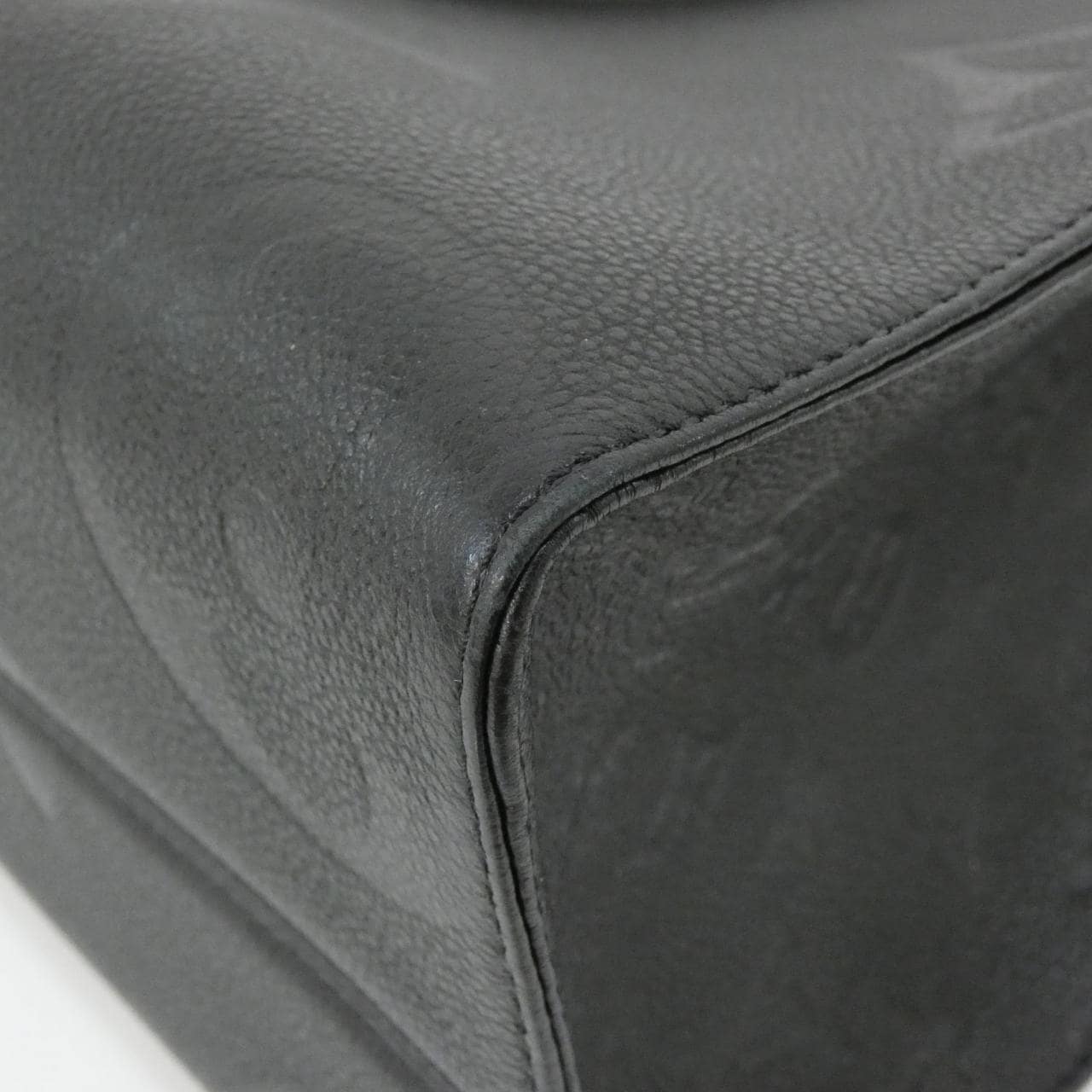 LOUIS VUITTON OnTheGo M45595 Handbag Monogram 2