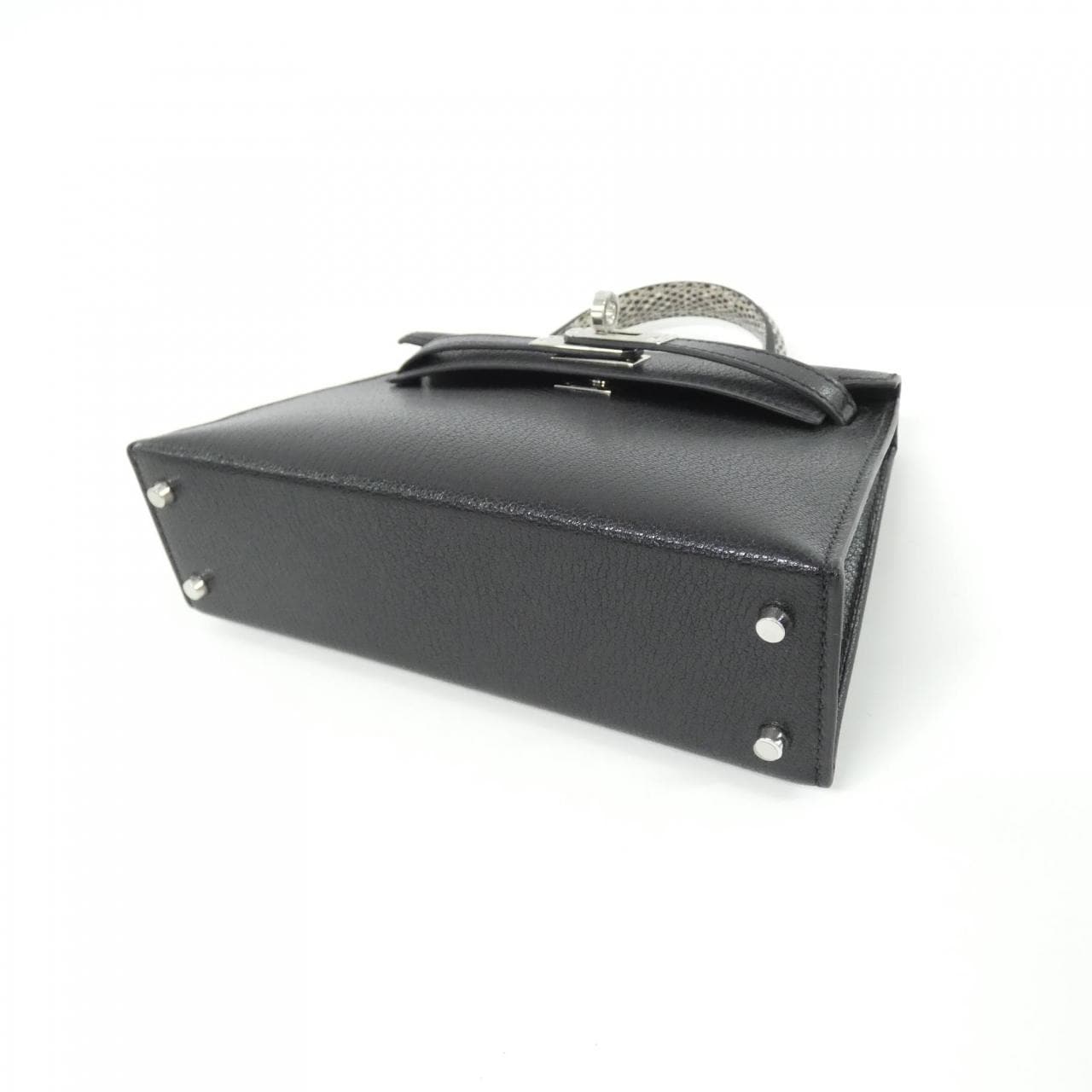 HERMES Kelly Handbag 3