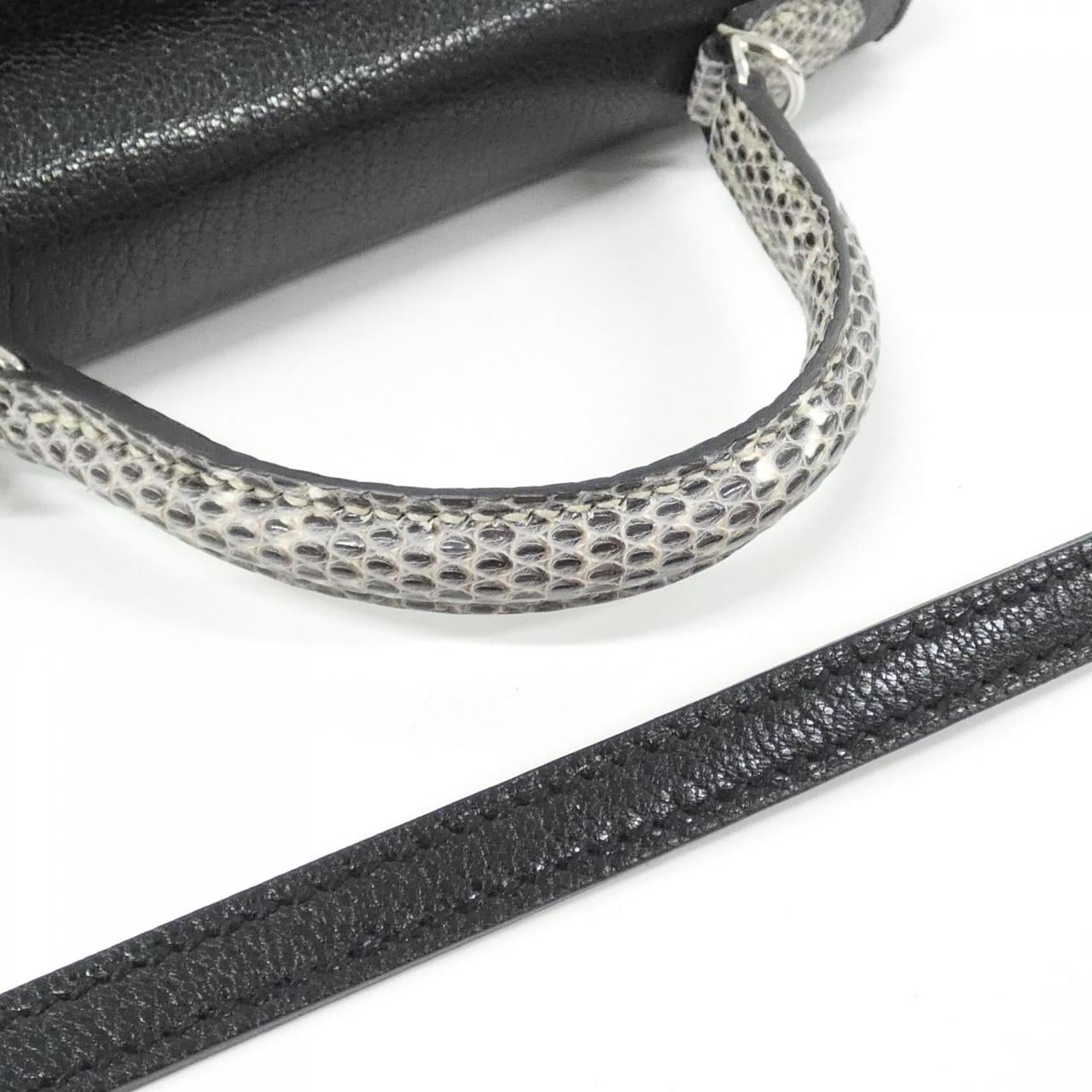 HERMES Kelly Handbag 4