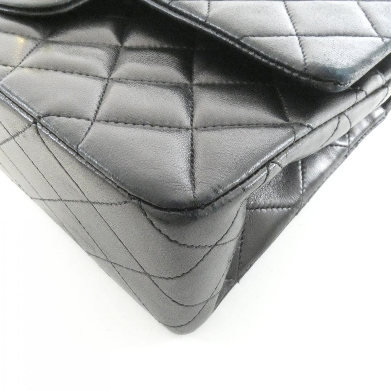CHANEL Matelasse 1112 肩背包 羊皮 3