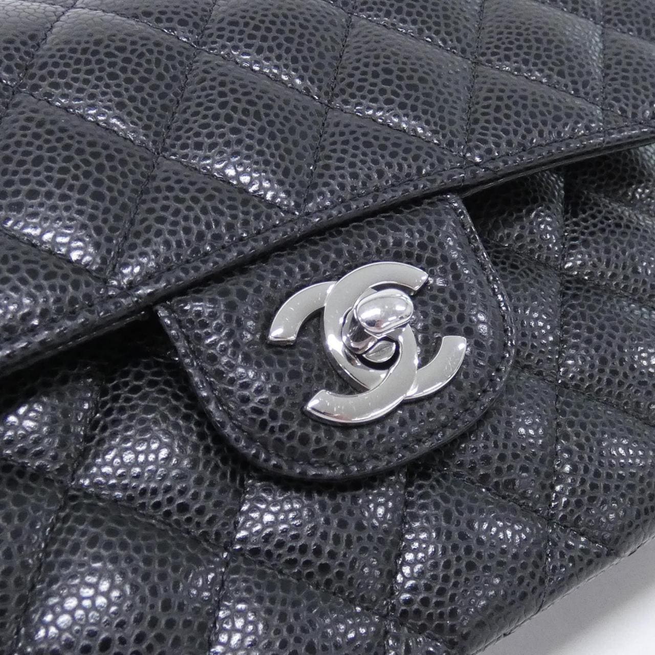 CHANEL Matelasse 1113 Shoulder Grained Calfskin 4
