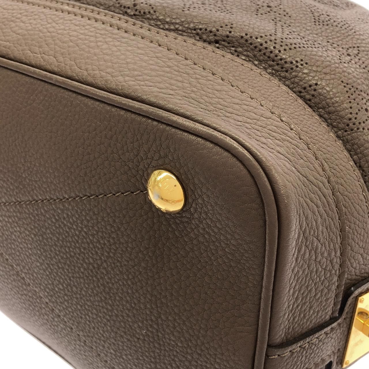 LOUIS VUITTON Mahina M93811 Handbag 2