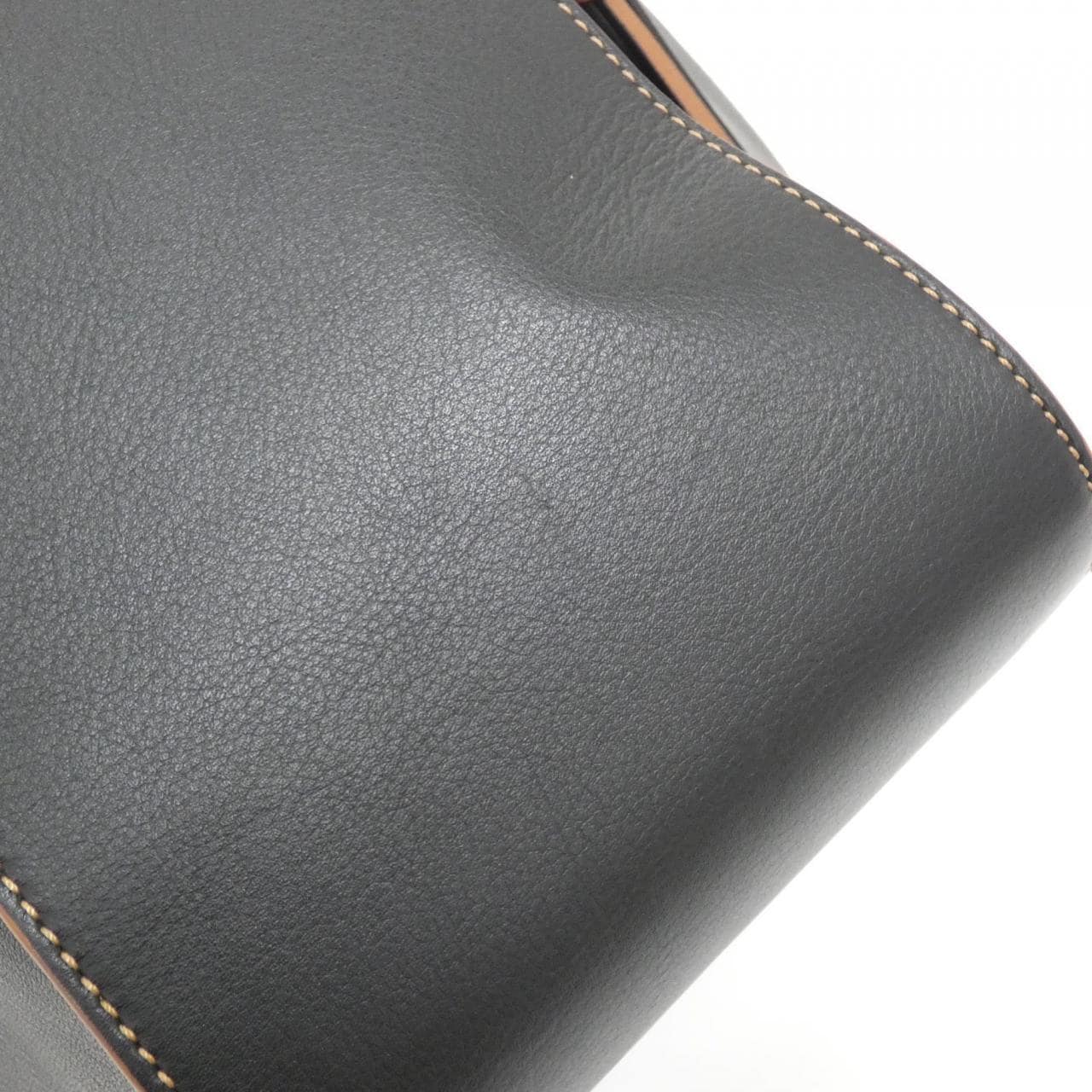 LOEWE Hammock A538S35X04 肩背包 4