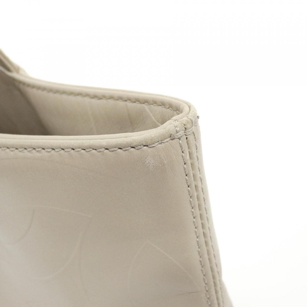 CHANEL 14216 Handbag 5