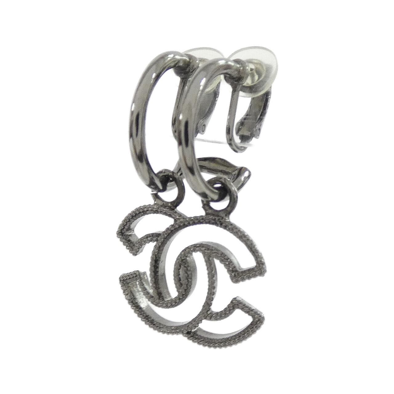 CHANEL Accessories 2