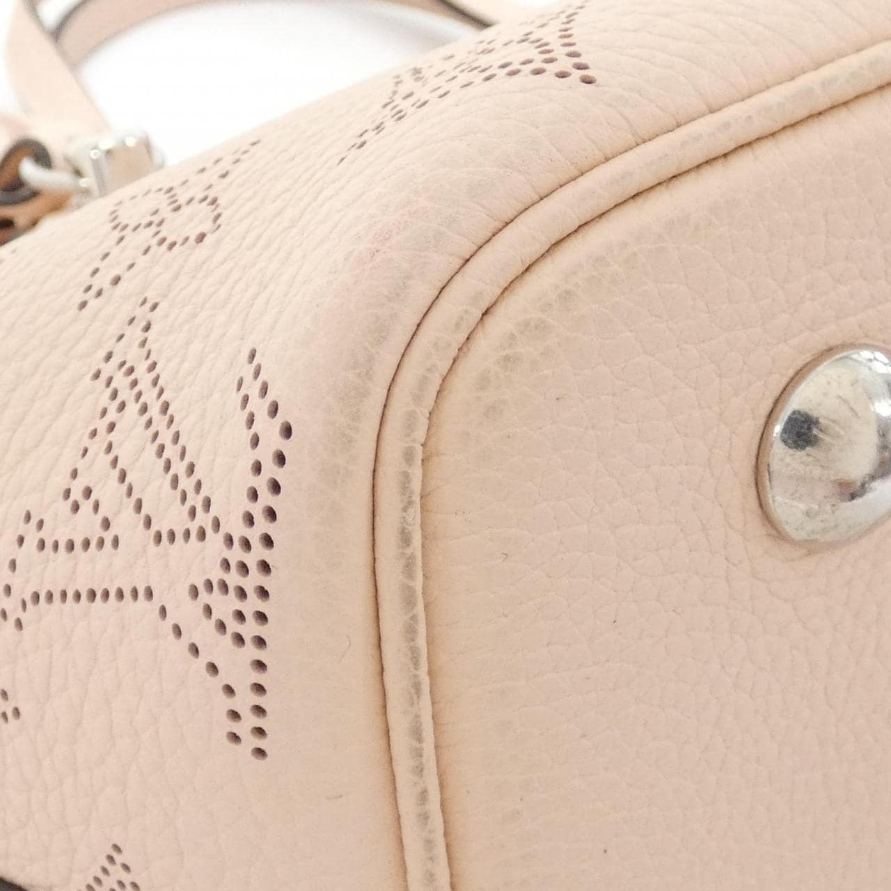 LOUIS VUITTON Mahina M23196 手提包 3
