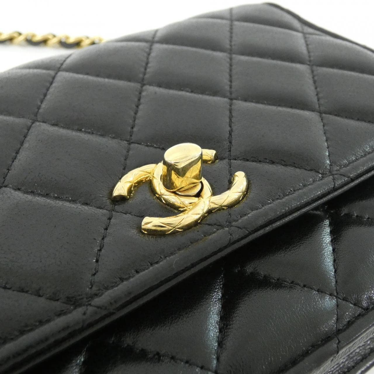 CHANEL Chanel 19 AP3102 銀包 羊皮 4
